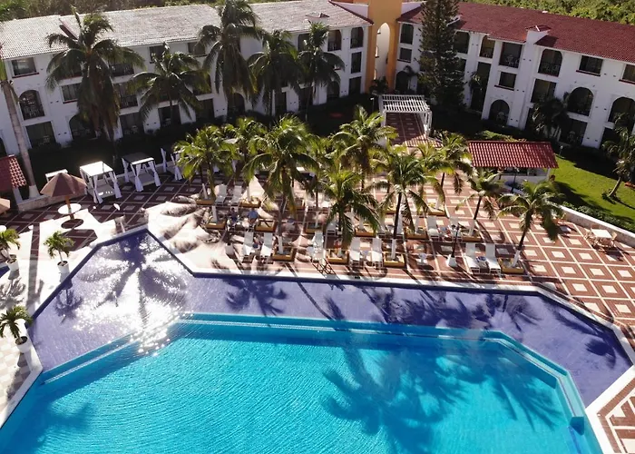 & Hotel 4*