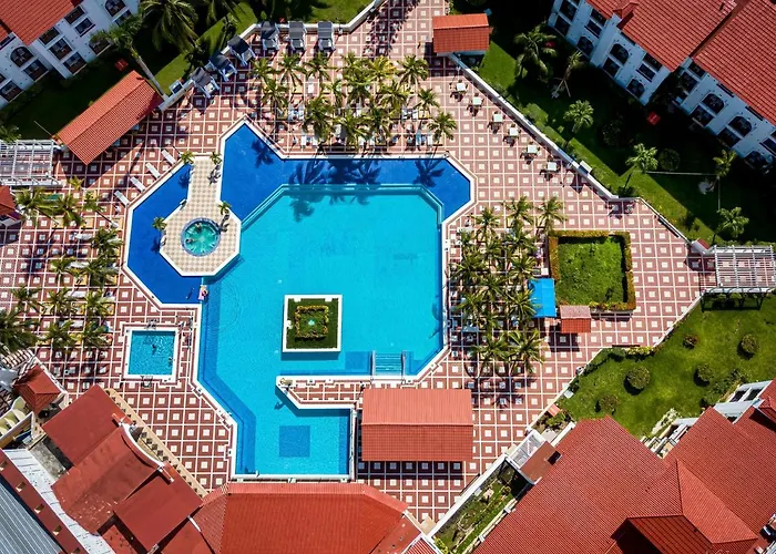 & Hotel 4*