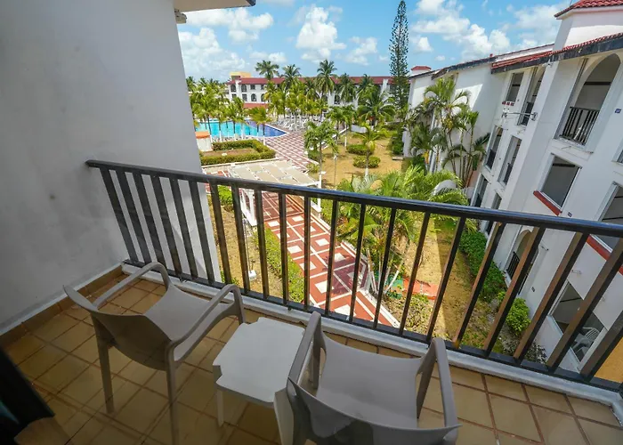 Hotel &