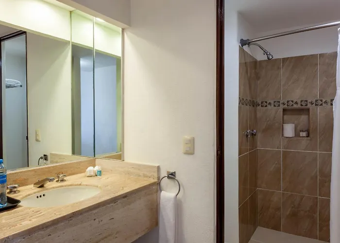 & Hotel 4*